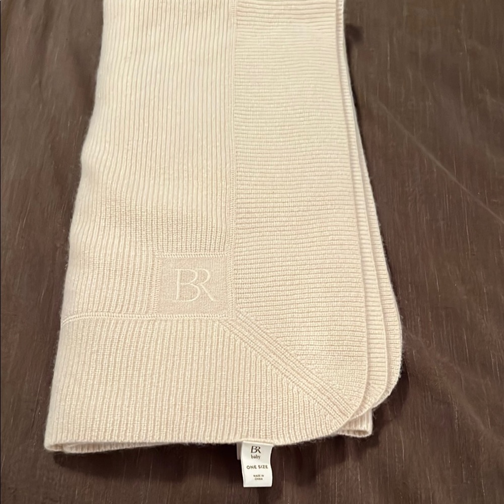 Banana Republic Kids Cream baby Blanket Cashmere